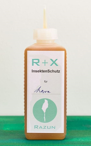R+X Individueller Insektenschutz • RAZUN RAZUN R+X Individueller Insektenschutz in einer hdpe-Flasche